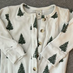 EUC Kate Quinn onesie. 18-24 months.